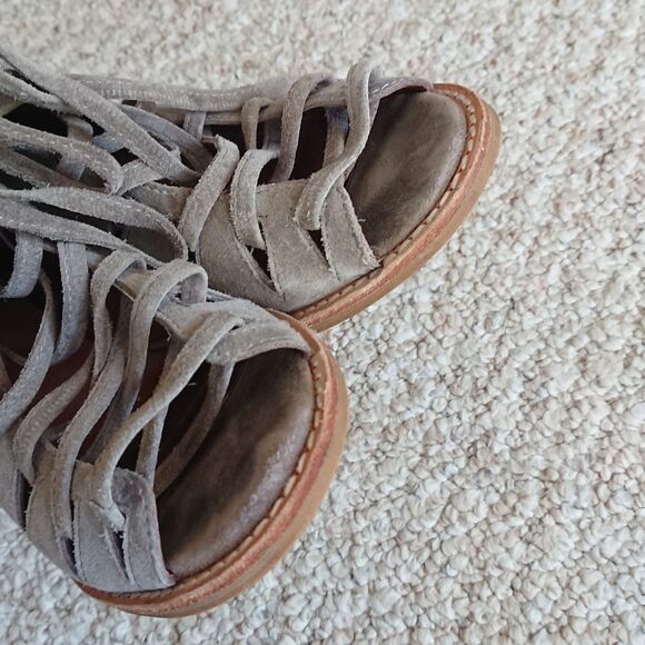 Jeffrey Campbell gray Luxe suede Corwin Lace-Up Booties Size 7 - Picture 10 of 16